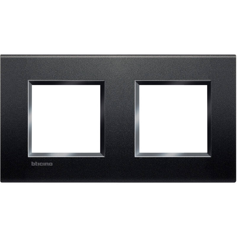 Prodotto da Cornice Quadrata 2x2 Moduli BTicino Living Light LNA4802M2BI 