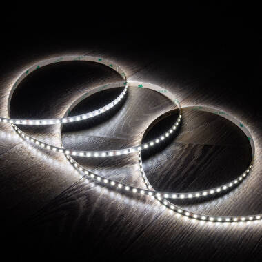 LED Strip  24V DC SMS2835 120LED/m 5m IP20 High Lumen 2000 lm Breedte  8mm te knippen om de  5cm