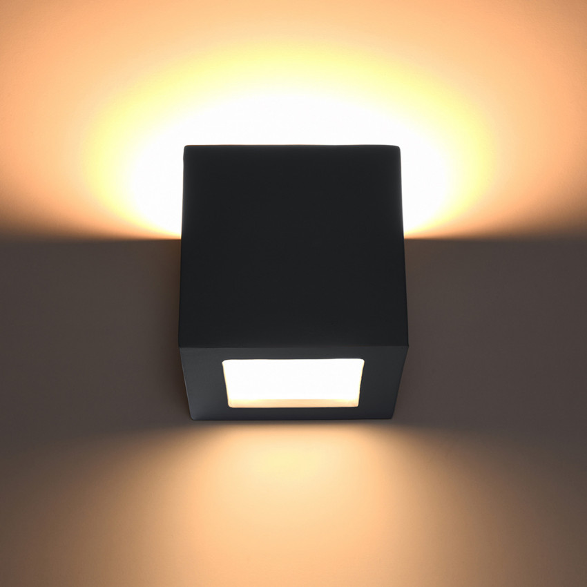 Product of SOLLUX Leo Wall Light 