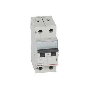 Product Magnetothermischer Sicherungsschalter für Residenzen 1P+N 10-40A 6kA C-Kurve LEGRAND TX³