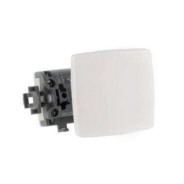 LEGRAND Oteo 086104 10A 3 Way 1 Gang Switch - White