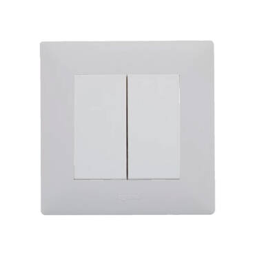 LEGRAND Niloé Step Double Switch Kit - White