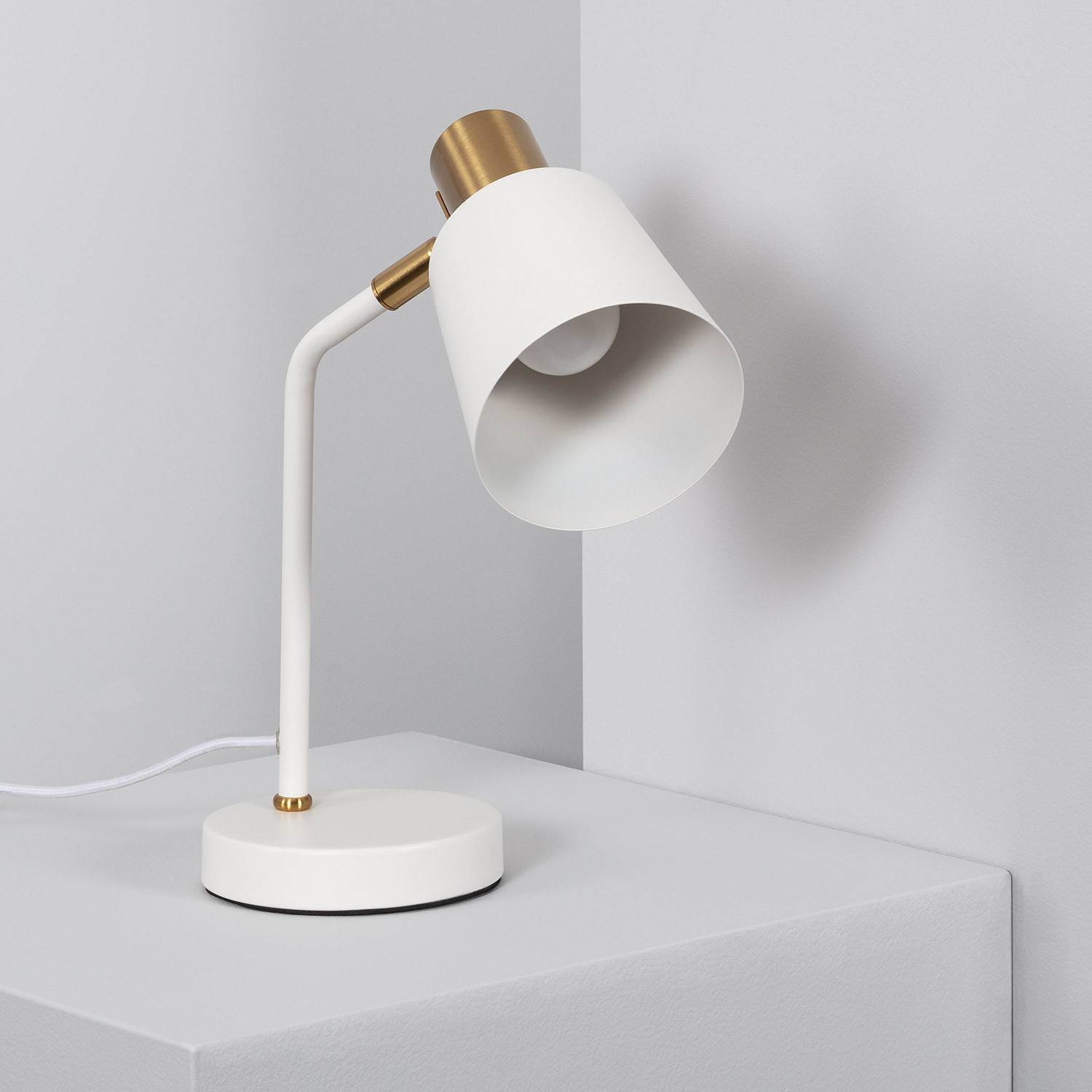 flexo desk lamp