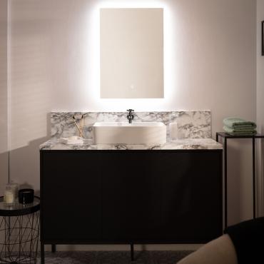 Lustro Łazienkowe z Oświetleniem LED 68x48 cm Mały Mason6000K