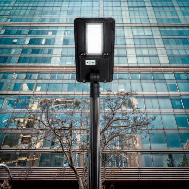 Product photography: Sinai Solar LED Street Light 125 lm/W 1800lm with Motion Sensor 